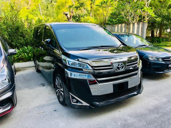 Toyota Vellfire 2.5 2019