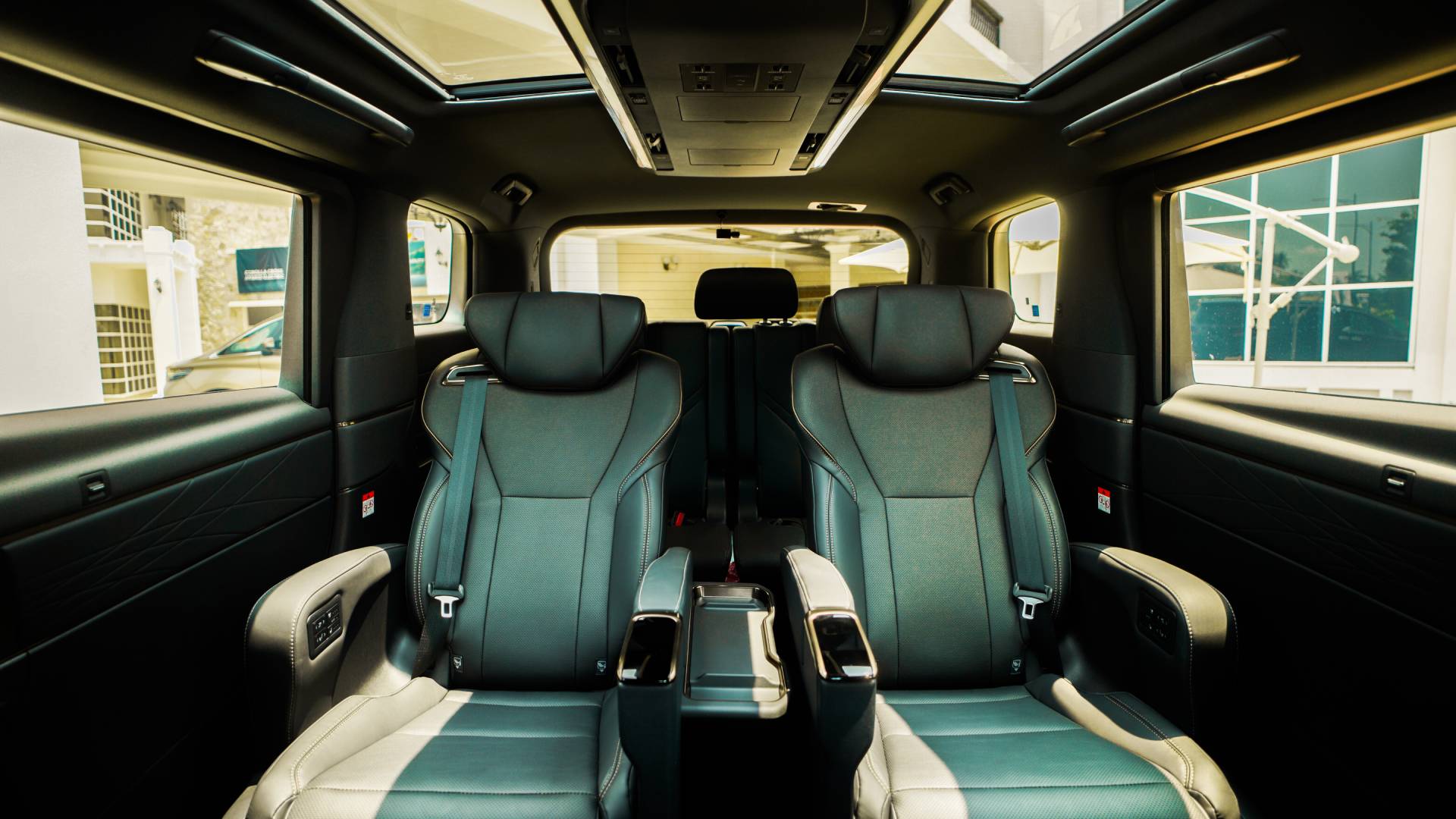 Vellfire AGH40 interior