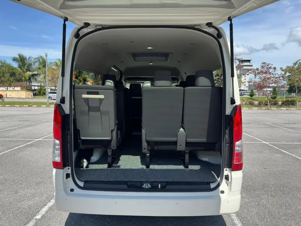 SLWB rear seat